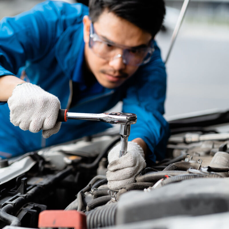 REPARATION VOITURE 800X800 | Garage de la Meinau Mécanicien qualifié pour la réparation de votre auto à Strasbourg vers Neudorf Bischwiller