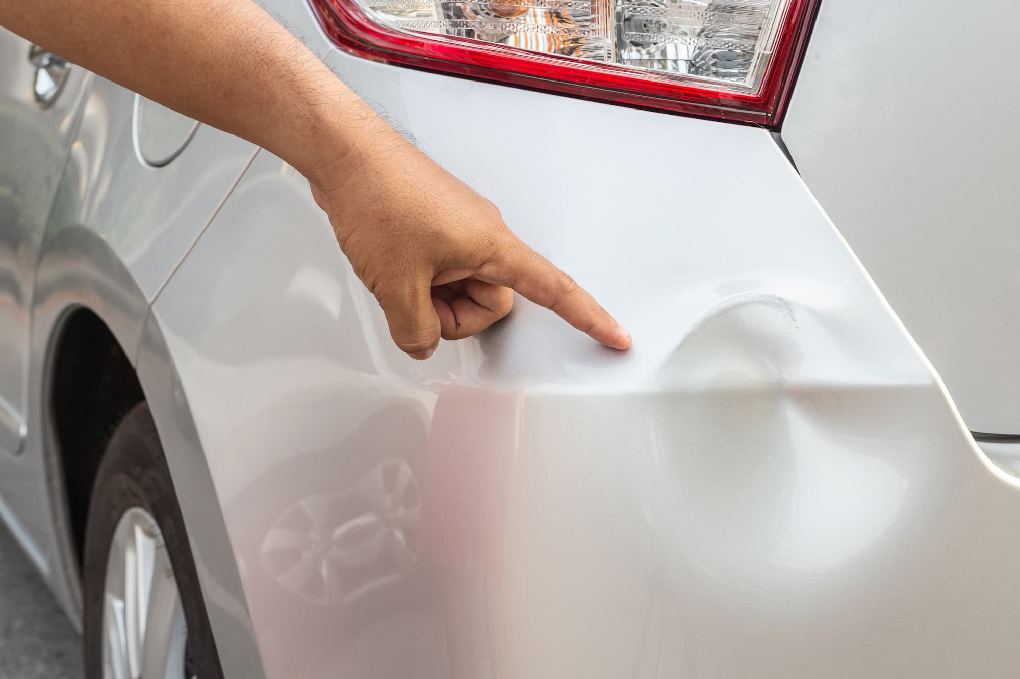 Comment retirer les bosses sur la carrosserie ? Bischheim